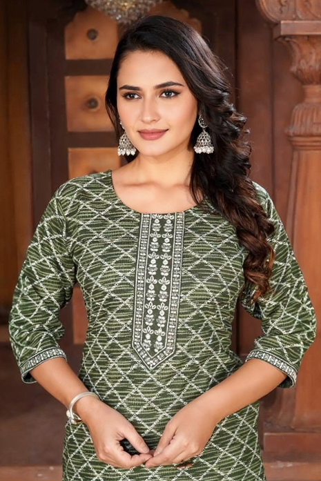 Luna Charm Green Kurti Set - LTK01